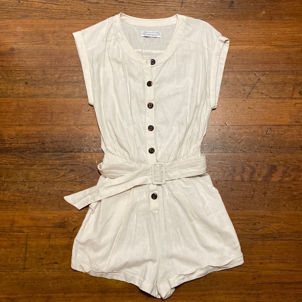 Urban Outfitters Romper #289N - Picture 1 of 3
